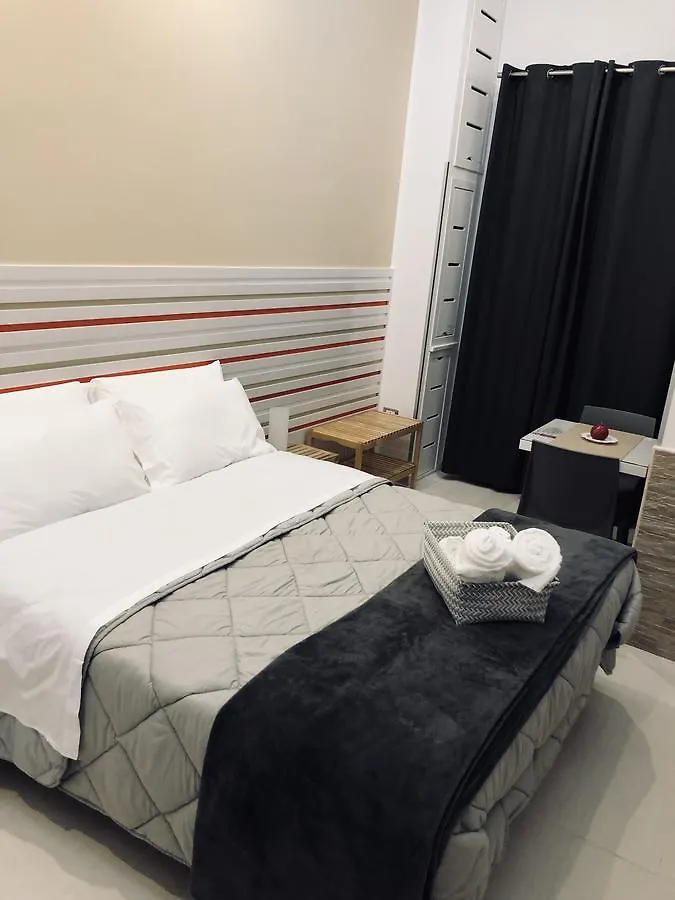 La Stella Di Napoli B&B 3*,