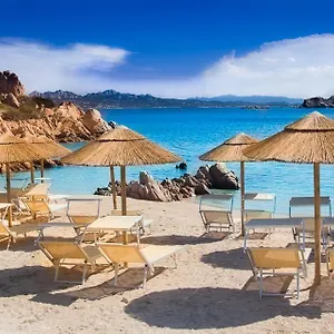**** Hotel Cala Lunga Italien